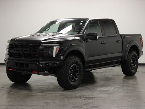 Used 2025 Ford F150 Raptor w/ Equipment Group 803A Raptor R AWD/4WD image 4