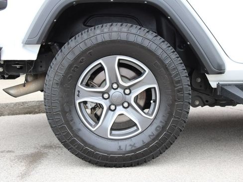 Used 2022 Jeep Wrangler Unlimited Sport w/ Sun And Sound Package AWD/4WD image 19