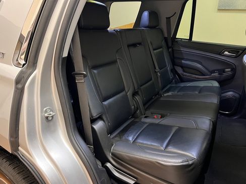 Used 2020 Chevrolet Tahoe LT image 32