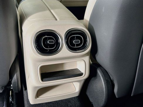 Certified 2024 Mercedes-Benz GLC 300 4MATIC image 26