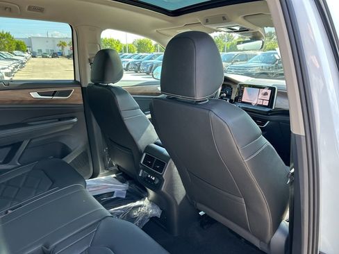 New 2026 Volkswagen Atlas SE image 49