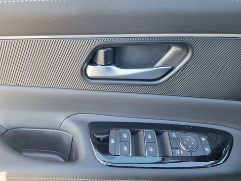 New 2025 Nissan Murano SV image 12