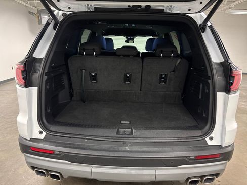 Certified 2025 GMC Acadia Elevation image 19