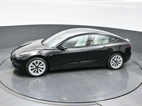 Used 2022 Tesla Model 3 Long Range image 31