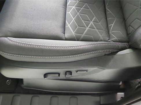 New 2026 Nissan Frontier SV w/ Tow Package image 17