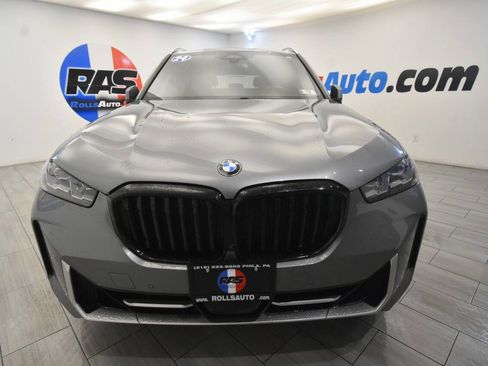 Used 2024 BMW X5 xDrive40i w/ Premium Package AWD/4WD image 8
