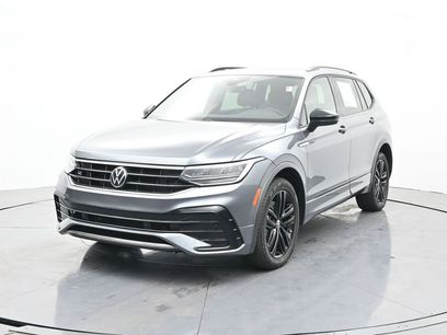 Used 2022 Volkswagen Tiguan SE R-Line