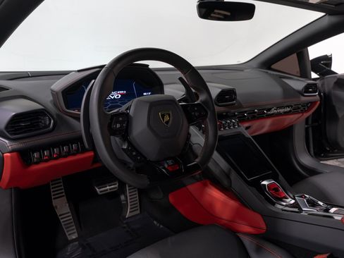 Used 2020 Lamborghini Huracan EVO AWD/4WD image 37