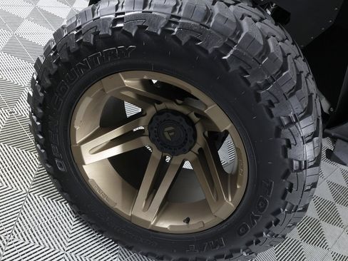 Used 2022 Jeep Gladiator Sport image 50