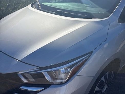 Used 2024 Nissan Versa S image 4