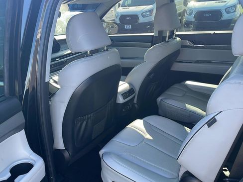 Used 2025 Hyundai Palisade SEL FWD image 31