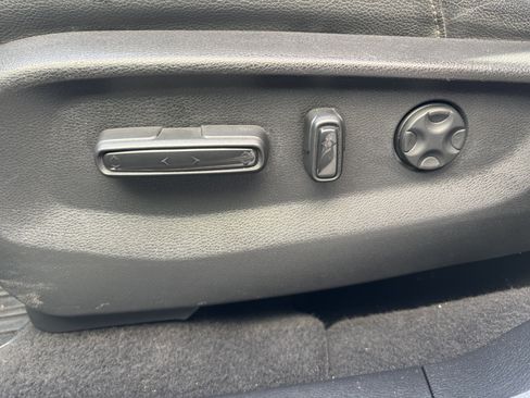 Certified 2017 Honda CR-V Touring image 15