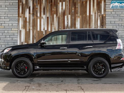 Used 2017 Lexus GX 460 Premium image 3