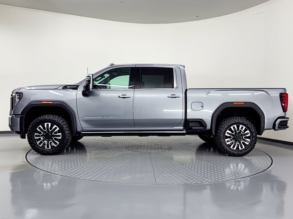 Used 2026 GMC Sierra 2500 Denali Ultimate w/ Max Trailering Package AWD/4WD image 2