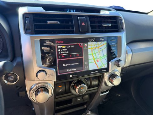 Used 2022 Toyota 4Runner SR5 Premium image 12