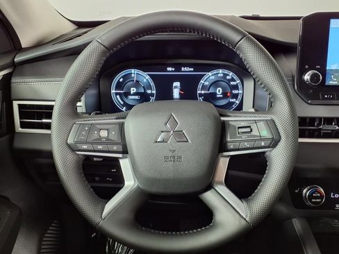 New 2025 Mitsubishi Outlander SE AWD/4WD image 23