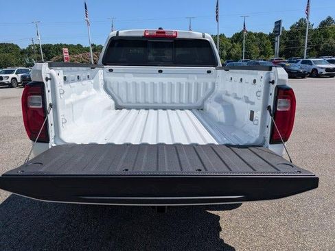 New 2026 GMC Canyon Elevation AWD/4WD image 7