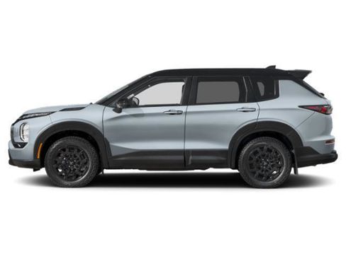 New 2026 Mitsubishi Outlander Trail Edition image 3