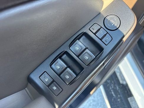 Used 2019 GMC Yukon Denali w/ Denali Ultimate Package image 26