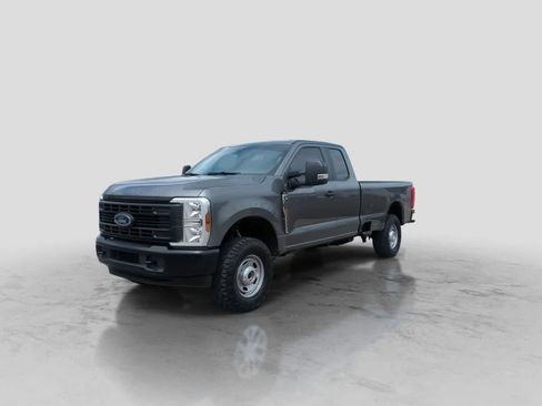 Used 2025 Ford F350 XL w/ XL Off-Road Package AWD/4WD image 4