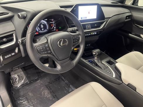 Certified 2024 Lexus UX 250h FWD image 16