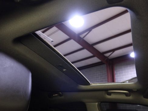 Used 2023 Dodge Charger Scat Pack w/ Daytona Edition Group image 27