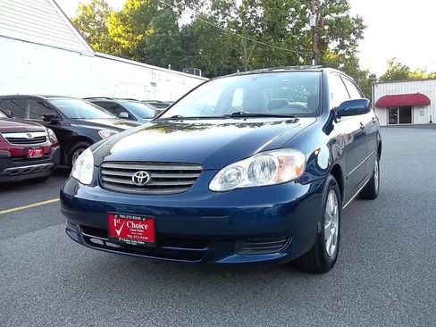 Used 2004 Toyota Corolla LE FWD image 1