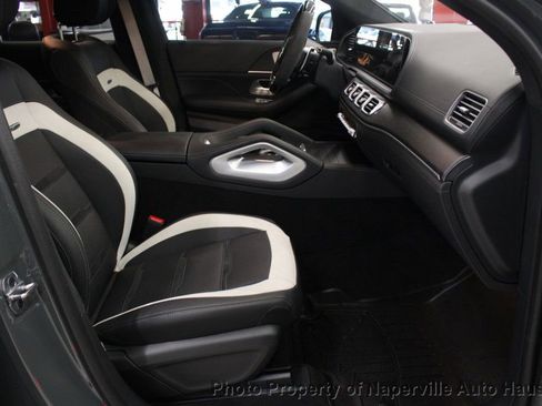 Used 2025 Mercedes-Benz GLE 63 AMG S image 46