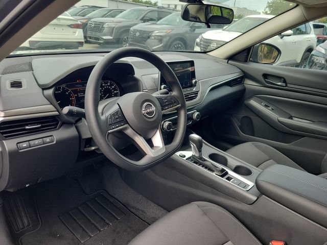 New 2026 Nissan Altima 2.5 SV AWD/4WD image 14