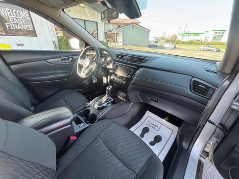 Used 2019 Nissan Rogue S w/ Special Edition Package image 35