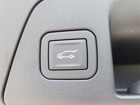 New 2025 Buick Envision Sport Touring image 6