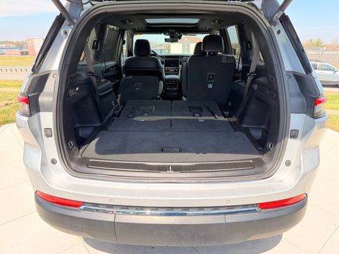 Used 2024 Jeep Grand Cherokee L Limited w/ Luxury Tech Group II AWD/4WD image 33
