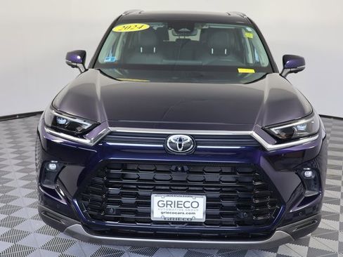 Used 2024 Toyota Grand Highlander Limited image 3