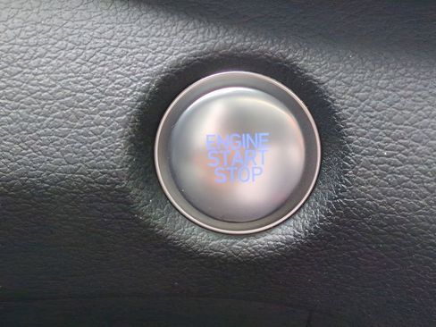 Used 2023 Hyundai Santa Fe SEL w/ Cargo Package image 38