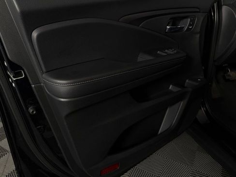 Used 2025 Honda Ridgeline RTL image 24