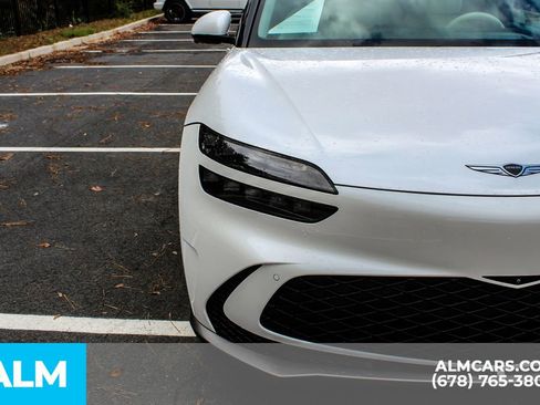 Used 2023 Genesis GV60 Performance image 12