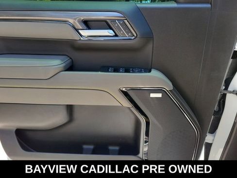 Used 2026 Chevrolet Silverado 1500 ZR2 w/ Dark Appearance Package AWD/4WD image 18
