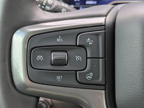 Used 2025 Chevrolet Silverado 1500 LT RWD image 21
