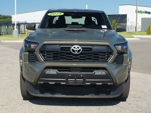 Used 2025 Toyota Tacoma SR5 RWD image 24