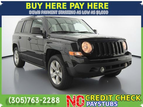 Used 2016 Jeep Patriot Latitude AWD/4WD image 1