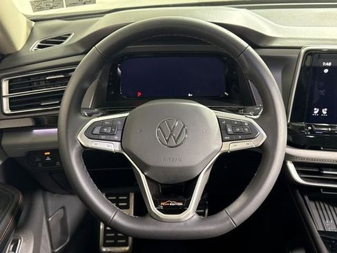 New 2026 Volkswagen Atlas Peak Edition AWD/4WD image 22