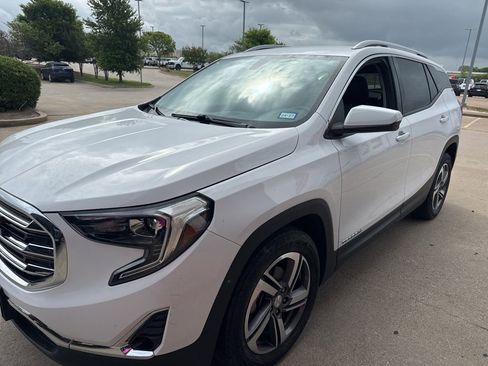 Used 2019 GMC Terrain SLT w/ Preferred Package image 1