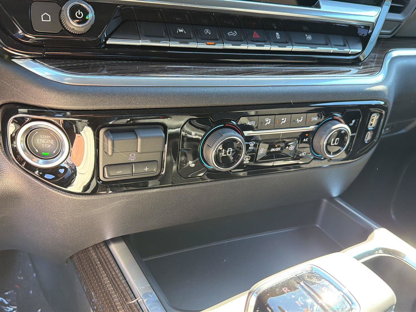 New 2026 Chevrolet Silverado 1500 RST AWD/4WD image 25