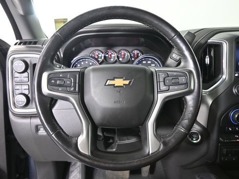 Used 2020 Chevrolet Silverado 1500 LTZ AWD/4WD image 35