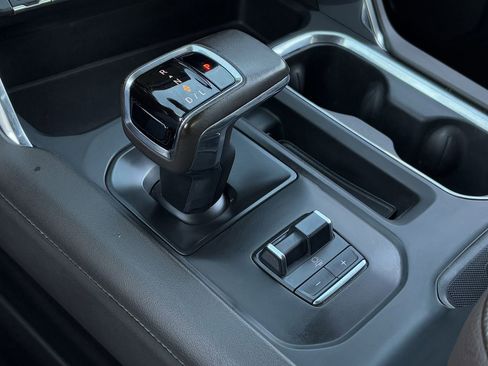 Used 2024 GMC Sierra 1500 Denali w/ Denali Reserve Package image 19