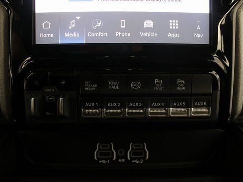 New 2026 RAM 2500 Laramie w/ Night Edition image 7