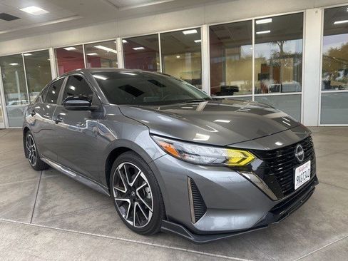 Used 2024 Nissan Sentra SR image 10