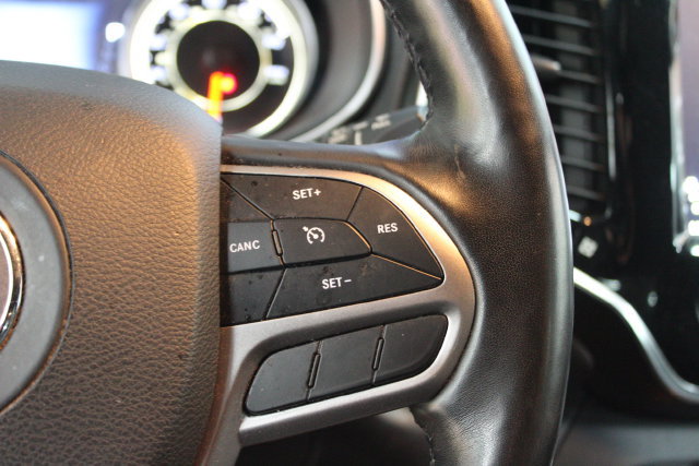 Used 2021 Jeep Cherokee High Altitude AWD/4WD image 17