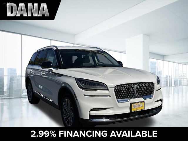 Certified 2024 Lincoln Aviator AWD w/ Elements Package image 1