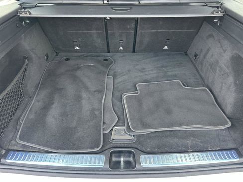 Used 2020 Mercedes-Benz GLC 300 image 19